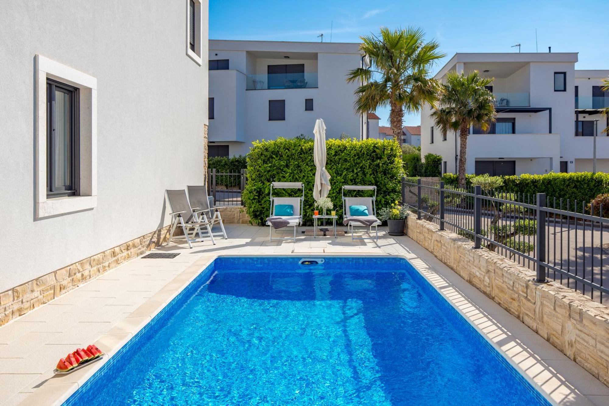 Luxury Apartment Hyperion With Private Pool And Garden Murter Extérieur photo