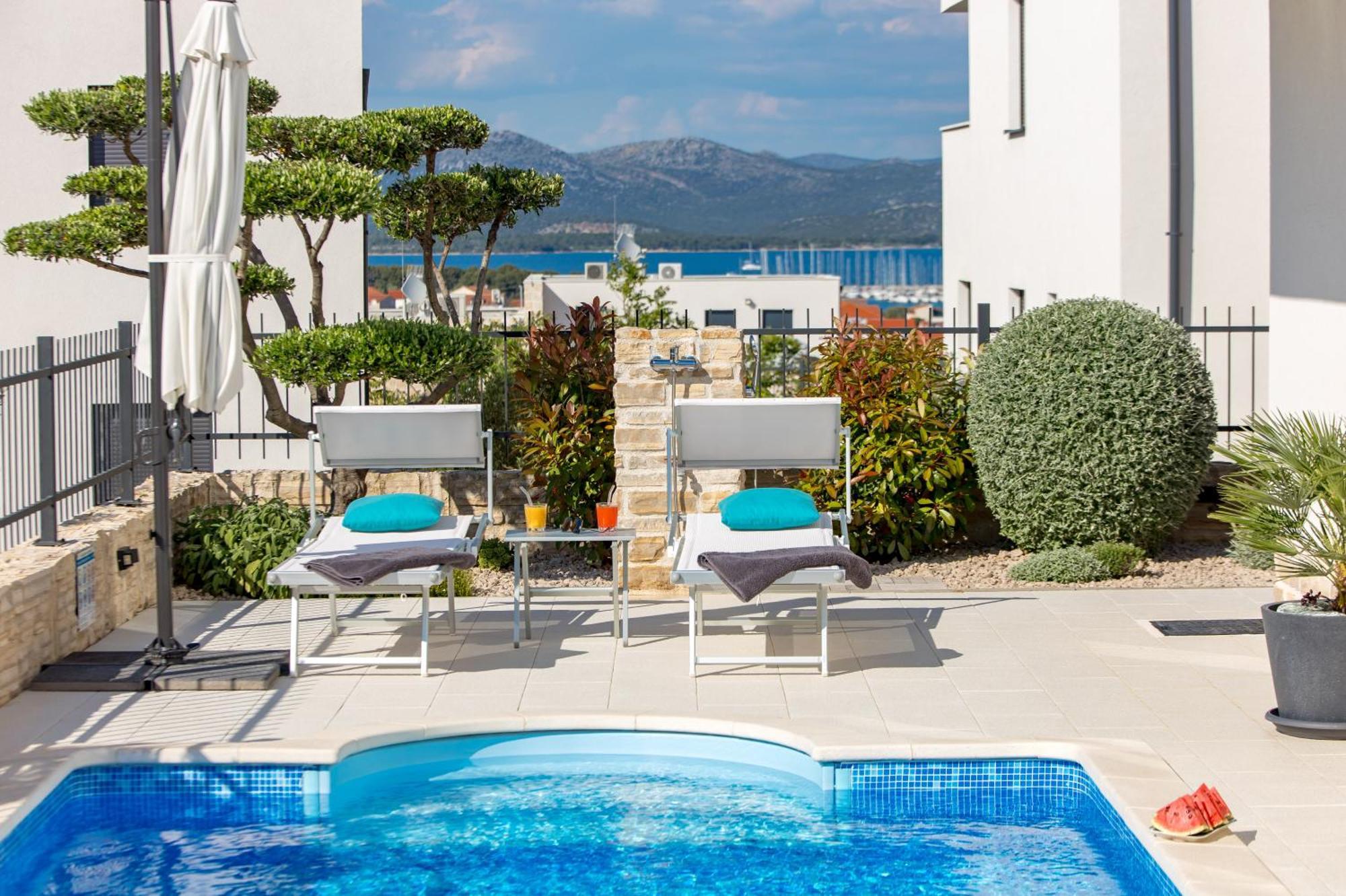 Luxury Apartment Hyperion With Private Pool And Garden Murter Extérieur photo
