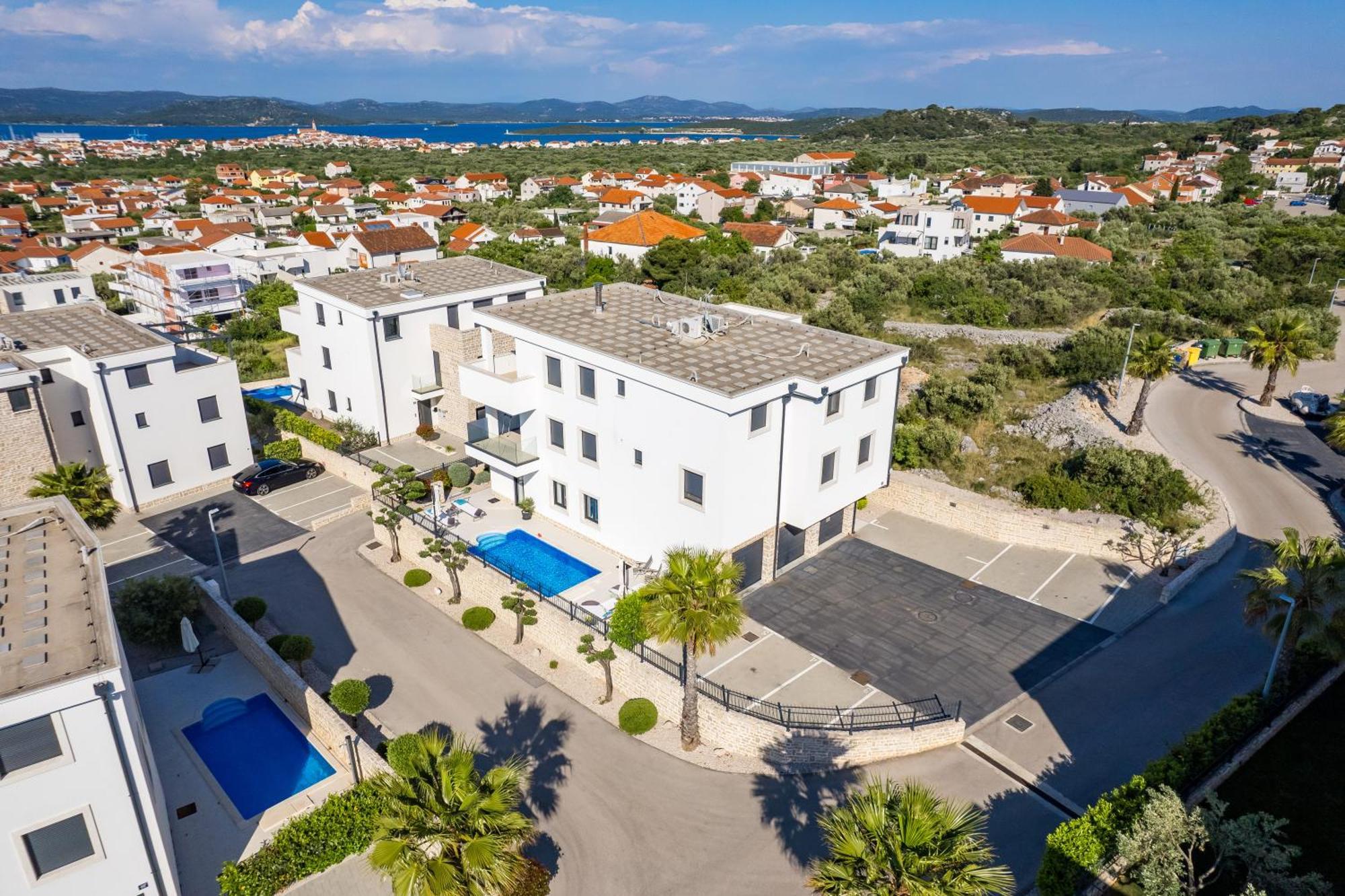 Luxury Apartment Hyperion With Private Pool And Garden Murter Extérieur photo