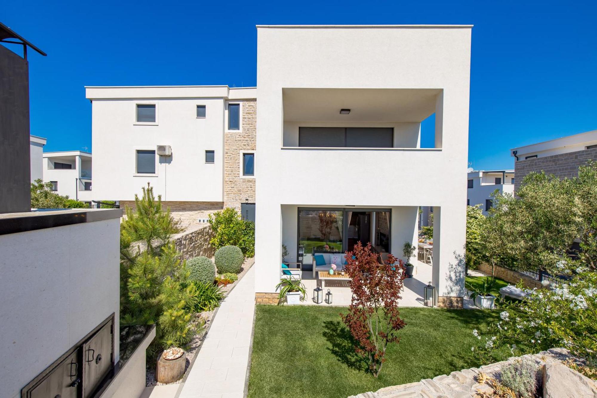 Luxury Apartment Hyperion With Private Pool And Garden Murter Extérieur photo