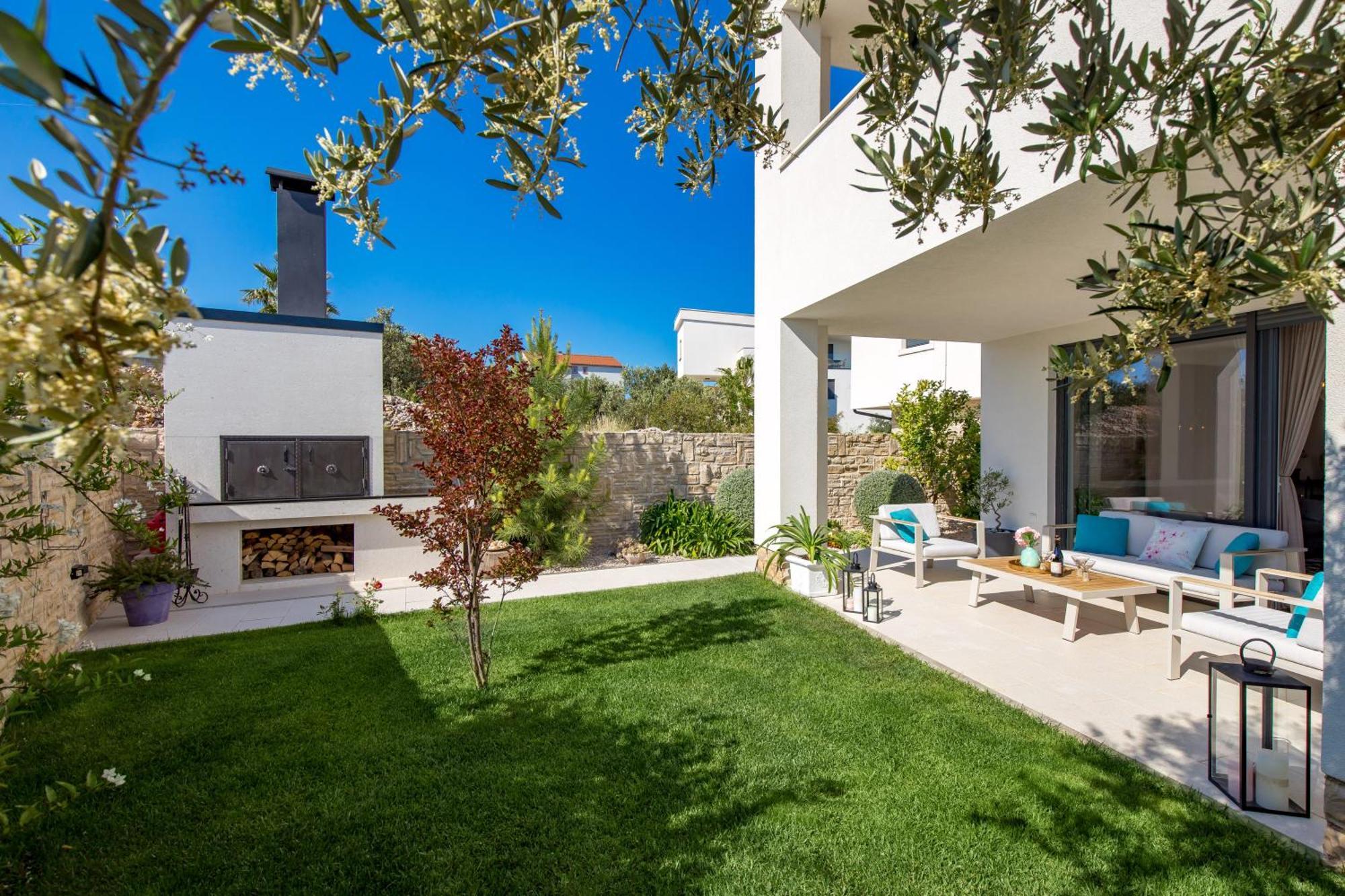 Luxury Apartment Hyperion With Private Pool And Garden Murter Extérieur photo